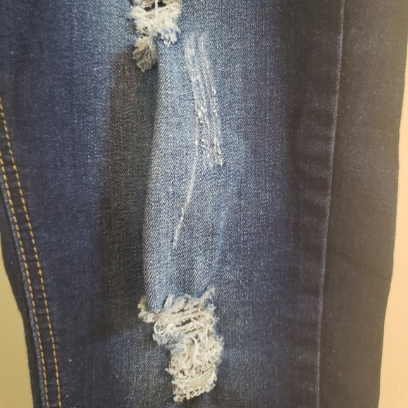Distressed Skinny Jeans Size 13 - Picture 3 of 8